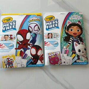 Bundle of two Crayons mess free coloring. Toddler boys girls traveling toy